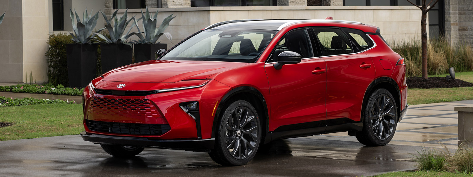 New 2026 Toyota Crown Signia Midsize SUV Info Specs Features Highlights Powertrain and Performance